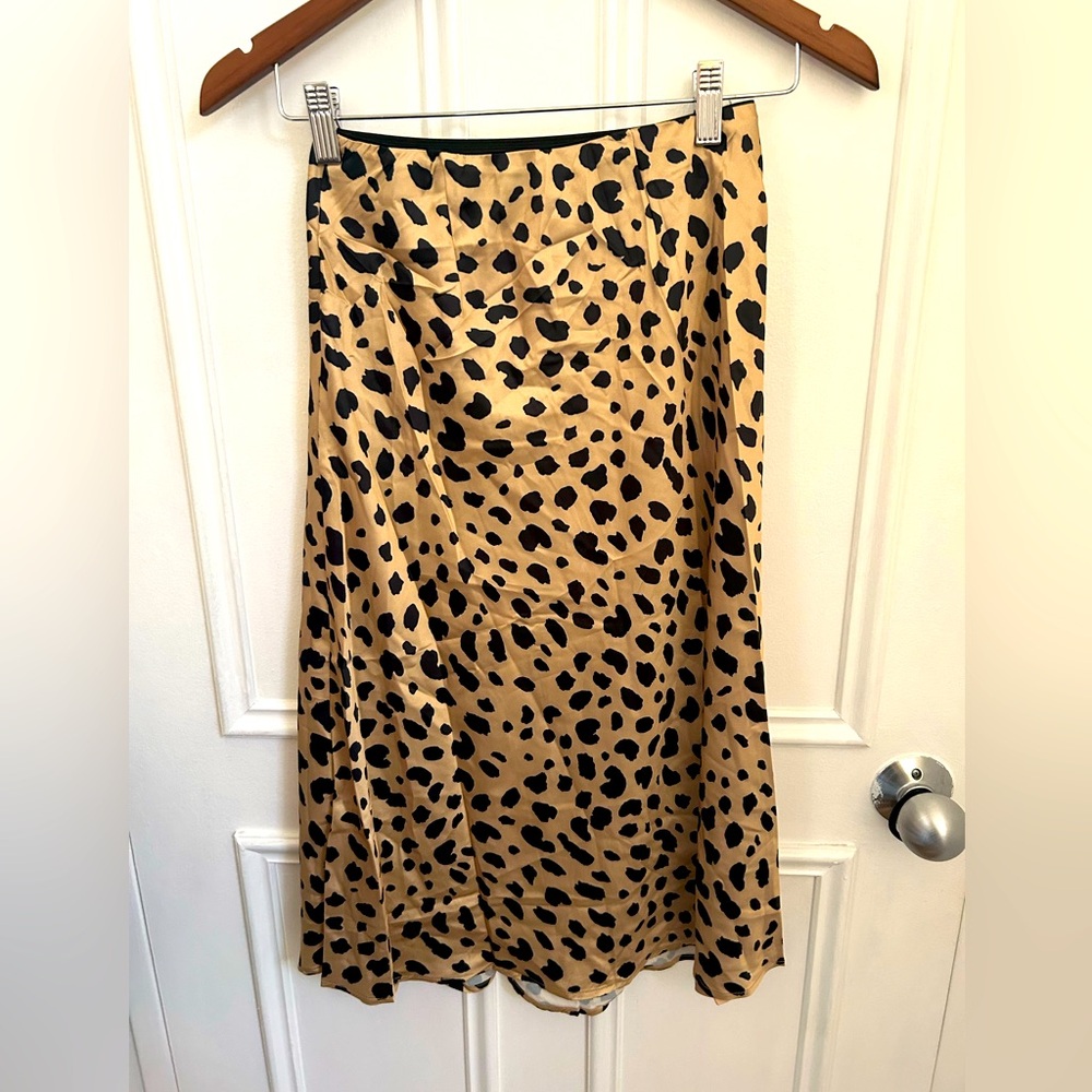 Very light and flowy skirt